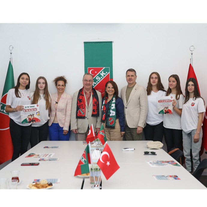 Karşıyaka’dan Türkiye’ye Örnek İş Birliği: HPV Aşı Kampanyası Başlıyor!
